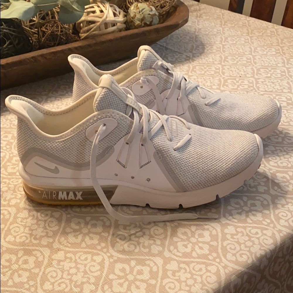 Nike Air Max Sequent 3 Running Shoes